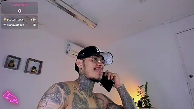 Snapshot of JordanSmiith_ chatting on February 2025 11:54:02 PM JordanSmiith online show from February 2025 11:54:02 PM