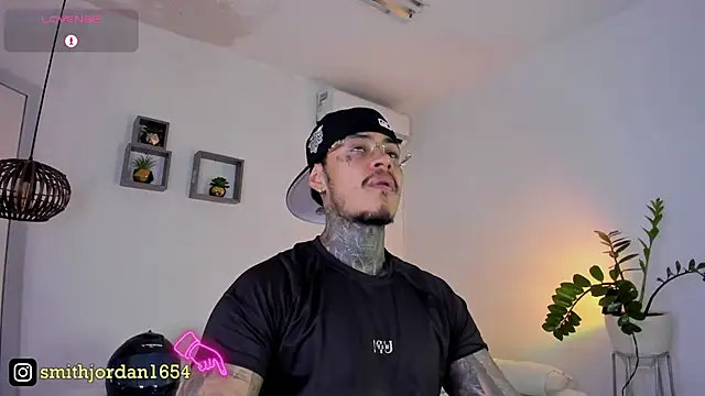 Snapshot of JordanSmiith_ chatting on February 2025 08:30:02 PM JordanSmiith online show from February 2025 08:30:02 PM