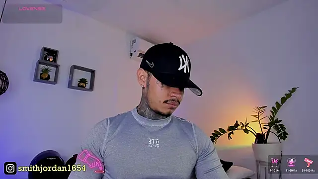 Snapshot of JordanSmiith_ chatting on March 2025 08:32:02 PM JordanSmiith online show from March 2025 08:32:02 PM