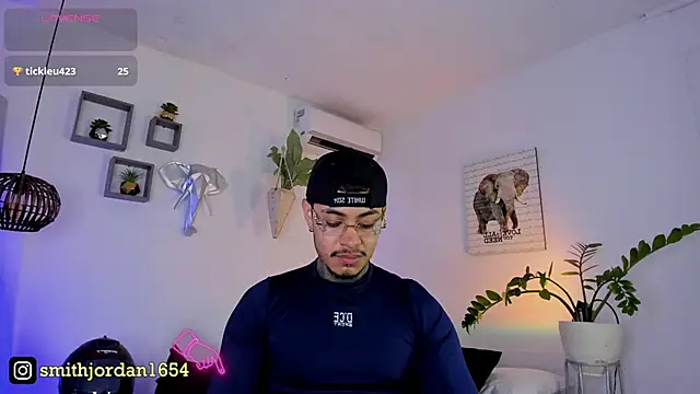 Snapshot of JordanSmiith_ chatting on March 2025 11:54:02 PM JordanSmiith online show from March 2025 11:54:02 PM