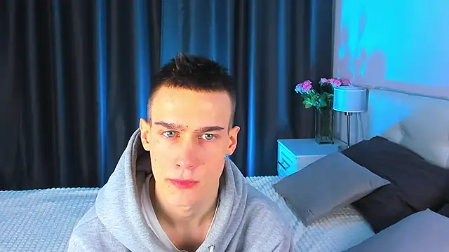 Snapshot of Kevin_Kesi chatting on February 2025 10:08:02 AM Kevin Kesi online show from February 2025 10:08:02 AM