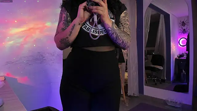 witchviolet online show from February 2025 11:37:01 PM