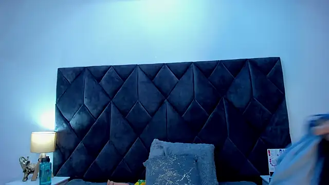 Linisprincehot69 online show from January 2025 01:01:01 PM