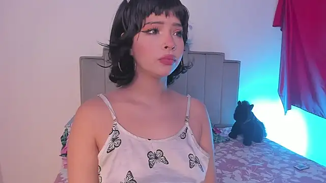 chloe watson  online show from July 2026 02:48:02 PM