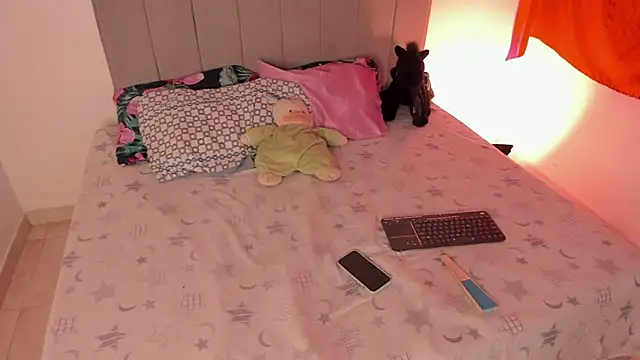 chloe watson  online show from July 2026 11:35:02 PM