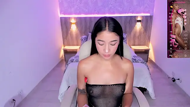 Antonella Grayy online show from February 2025 02:05:02 PM