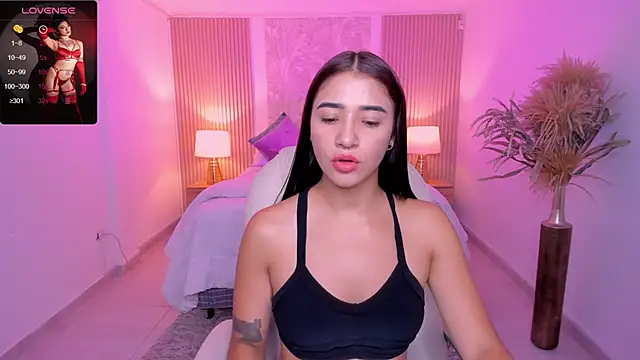 Antonella Grayy online show from October 2025 11:06:01 AM