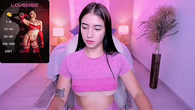 Antonella Grayy online show from October 2025 11:08:02 AM