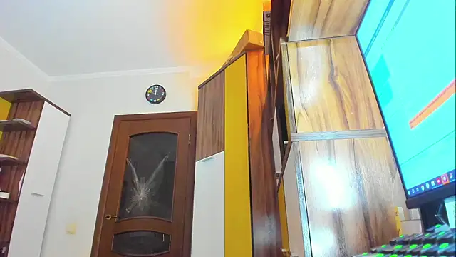 natali2550 online show from December 2024 09:01:01 PM