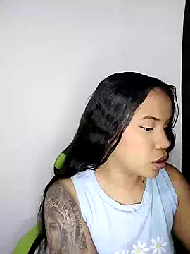 leila 22 online show from January 2025 12:16:01 AM