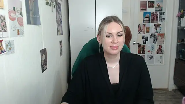 CapriScorpion online show from February 2025 05:33:01 PM