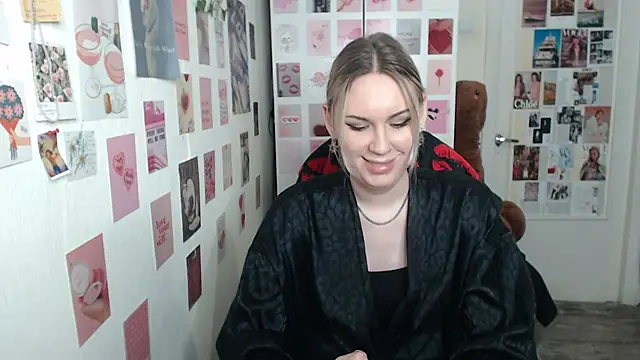 CapriScorpion online show from February 2025 02:57:01 PM