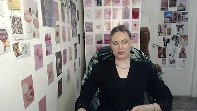 CapriScorpion online show from February 2025 05:07:01 PM