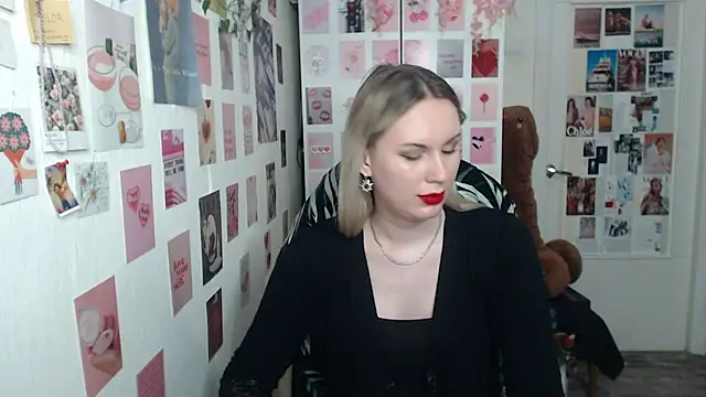 CapriScorpion online show from March 2025 04:33:02 PM