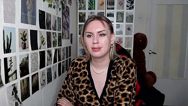 CapriScorpion online show from September 2025 01:46:01 PM