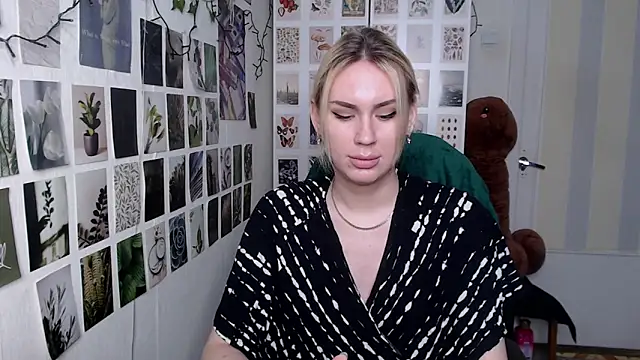 CapriScorpion online show from February 2026 12:15:01 PM