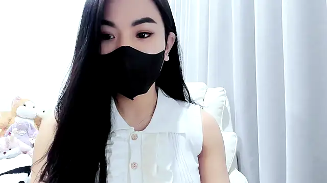 Snapshot of Lita-Julia chatting on November 2025 07:10:02 AM Lita-Julia online show from November 2025 07:10:02 AM