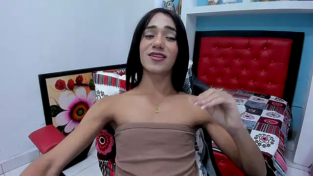Snapshot of KatrinaQueen1 chatting on January 2025 04:21:01 PM KatrinaQueen1 online show from January 2025 04:21:01 PM