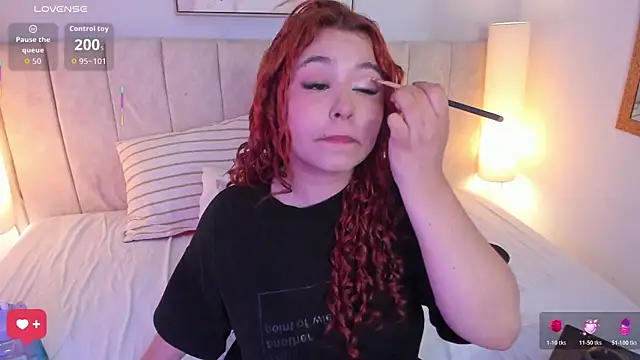 Atenea cuteee online show from February 2026 02:21:01 AM