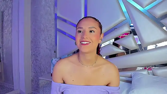 Miia002 online show from January 2026 11:53:01 PM