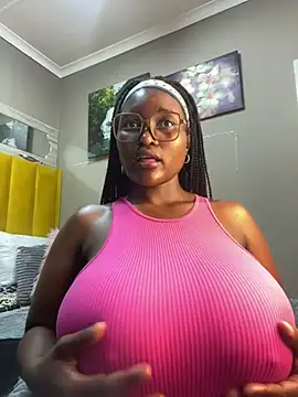 Snapshot of Bustygoddess32 chatting on January 2025 01:50:01 AM Bustygoddess32 online show from January 2025 01:50:01 AM