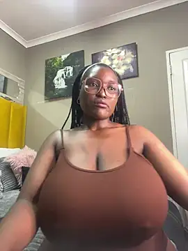 Snapshot of Bustygoddess32 chatting on January 2025 10:08:02 PM Bustygoddess32 online show from January 2025 10:08:02 PM