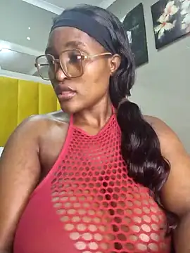 Snapshot of Bustygoddess32 chatting on February 2025 06:10:02 AM Bustygoddess32 online show from February 2025 06:10:02 AM