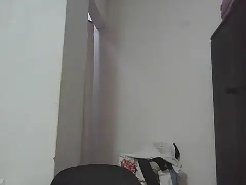 Sexxybella27 online show from November 2025 08:09:01 PM