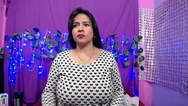 hazel 34 online show from February 2025 02:16:01 AM