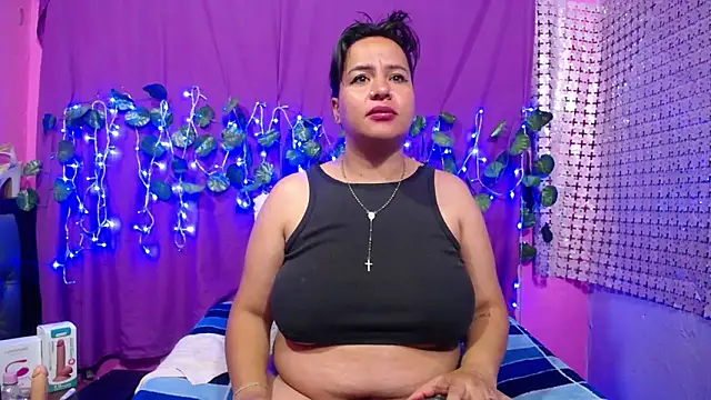 hazel 34 online show from February 2025 01:40:01 AM