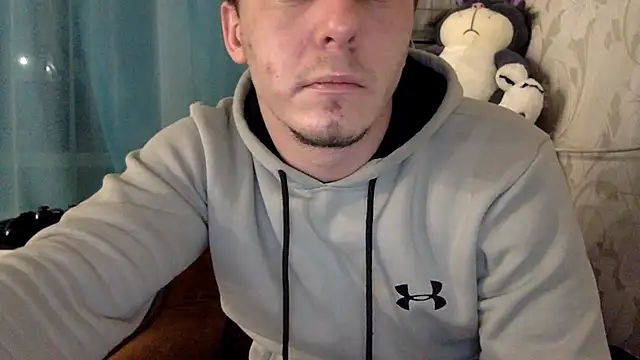 KristiDan online show from November 2025 07:17:01 PM