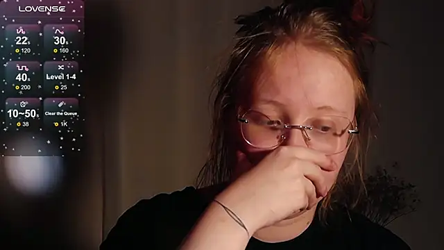 Snapshot of IrinaArt chatting on November 2025 12:35:01 AM IrinaArt online show from November 2025 12:35:01 AM