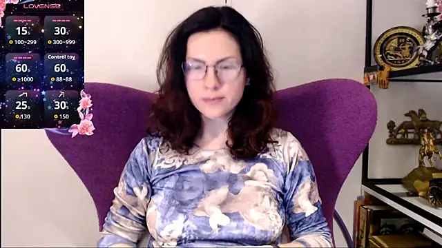 Snapshot of vaders_daughter chatting on May 2026 07:20:01 PM vaders daughter online show from May 2026 07:20:01 PM