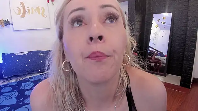 Snapshot of maylin_yung chatting on March 2025 11:37:02 AM maylin yung online show from March 2025 11:37:02 AM