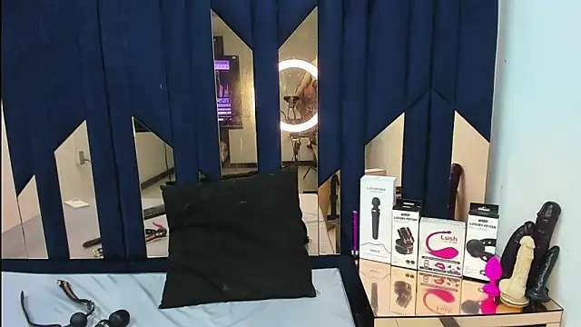 Barbie girl 69 online show from December 2024 06:53:02 PM