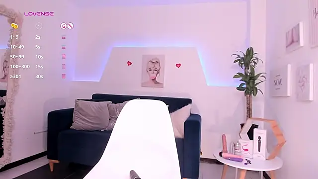 Kim ev online show from December 2024 04:42:02 AM