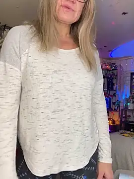 TrenaAnne online show from February 2025 12:26:01 AM