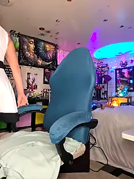 TrenaAnne online show from March 2025 01:32:02 AM