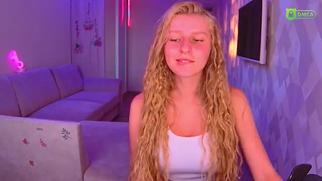 AmaliaQueen online show from September 2025 03:03:02 PM