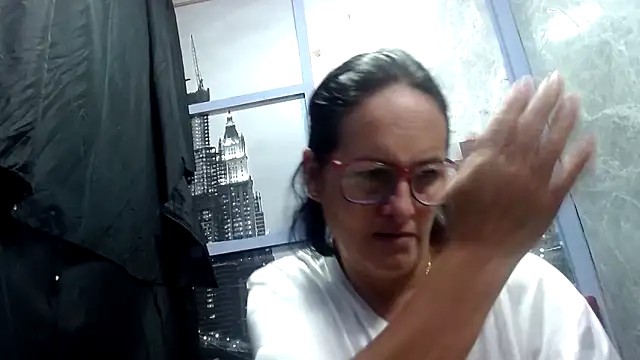 Nastylatinaxxx online show from February 2026 12:15:02 PM