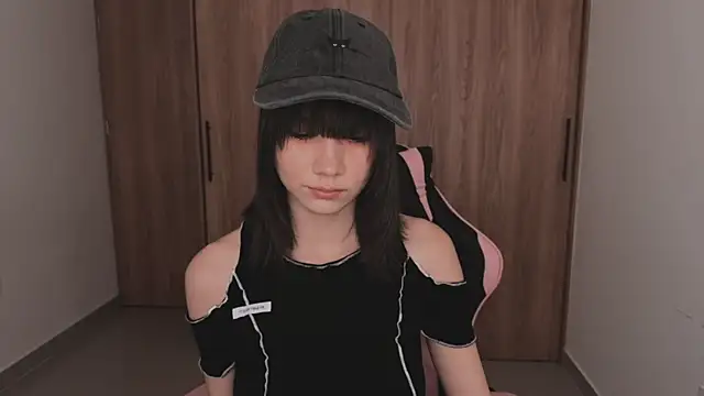 Raven  Blod online show from July 2026 12:23:02 AM