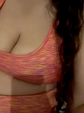 Snapshot of Zanoba-16 chatting on November 2025 09:17:02 PM Zanoba-16 online show from November 2025 09:17:02 PM