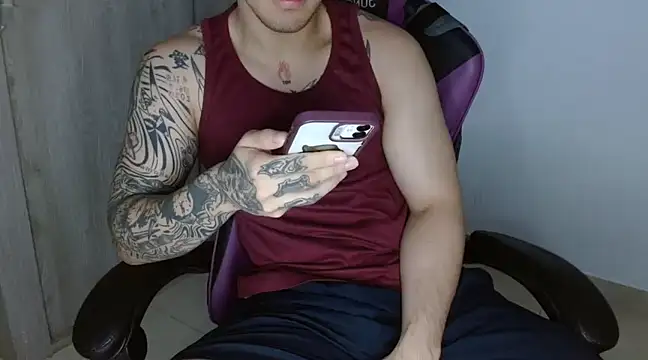 Snapshot of Sisoyalejo420 chatting on December 2024 11:06:02 PM Sisoyalejo420 online show from December 2024 11:06:02 PM