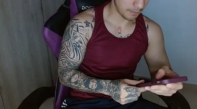 Snapshot of Sisoyalejo420 chatting on December 2024 05:11:02 AM Sisoyalejo420 online show from December 2024 05:11:02 AM