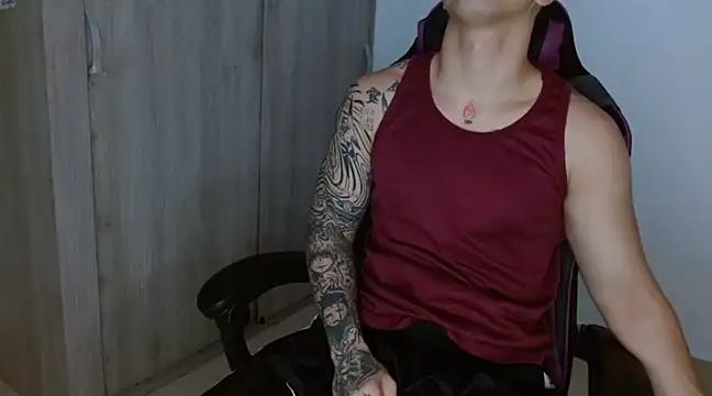 Snapshot of Sisoyalejo420 chatting on January 2025 01:21:02 AM Sisoyalejo420 online show from January 2025 01:21:02 AM