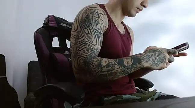 Snapshot of Sisoyalejo420 chatting on February 2025 02:16:02 PM Sisoyalejo420 online show from February 2025 02:16:02 PM