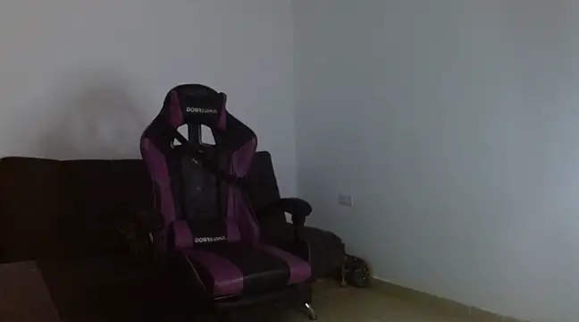 Snapshot of Sisoyalejo420 chatting on March 2025 02:15:01 AM Sisoyalejo420 online show from March 2025 02:15:01 AM