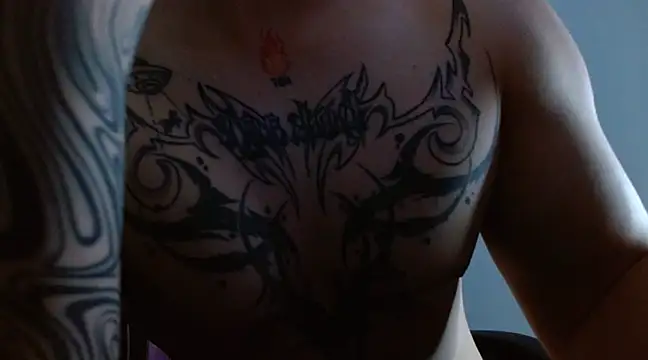 Snapshot of Sisoyalejo420 chatting on March 2025 01:05:01 AM Sisoyalejo420 online show from March 2025 01:05:01 AM