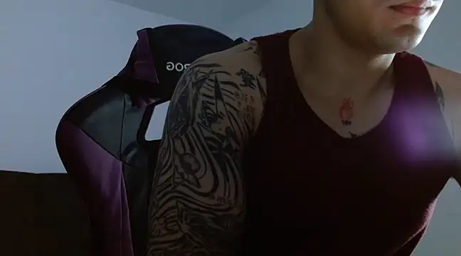 Snapshot of Sisoyalejo420 chatting on March 2025 05:00:02 AM Sisoyalejo420 online show from March 2025 05:00:02 AM