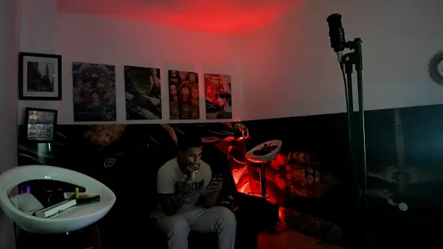 Snapshot of Sisoyalejo420 chatting on October 2025 01:48:02 AM Sisoyalejo420 online show from October 2025 01:48:02 AM